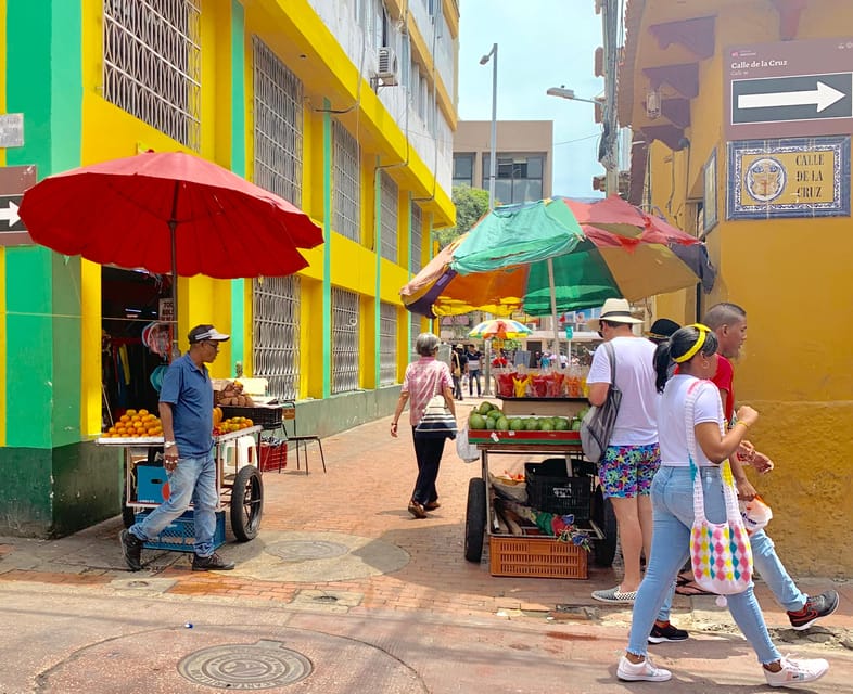 Cartagena: Private Welcome Pickup & Street Food Tasting - Important Information