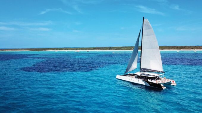 Cartagena: Rosario Islands Catamaran With Lunch and Snorkel - Catamaran Cruise Details