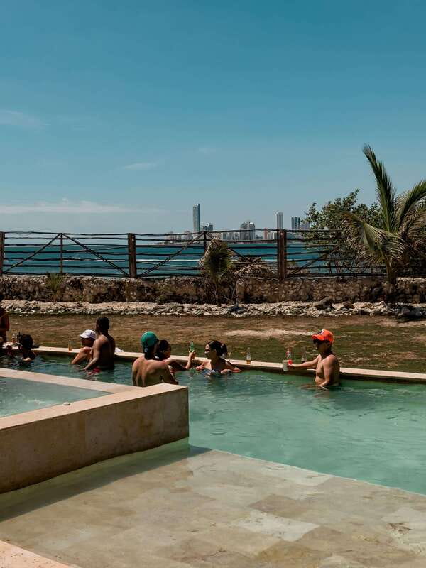 Cartagena: Rosario Islands Day Tour With Snorkel & Lunch - Customer Reviews Summary
