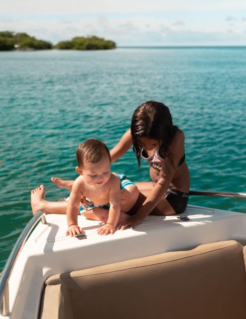 Cartagena: Rosario Islands Tour Up To 10 People - Included Amenities