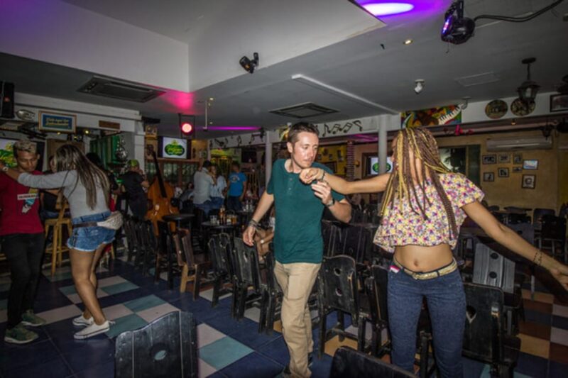 Cartagena: Salsa Bar-Hopping Night Tour - Key Points