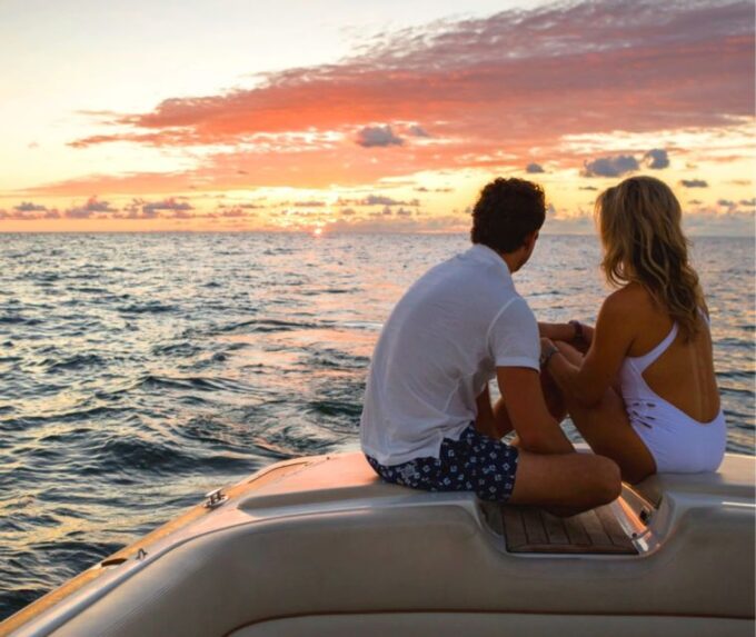 Cartagena: Speedboat Sunset Party Cruise With Drinks - Frequently Asked Questions