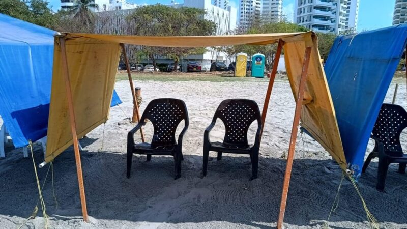 Cartagena: SUN Tent, CHAIRS on Castillogrande Beach + LUNCH - Location and Accessibility