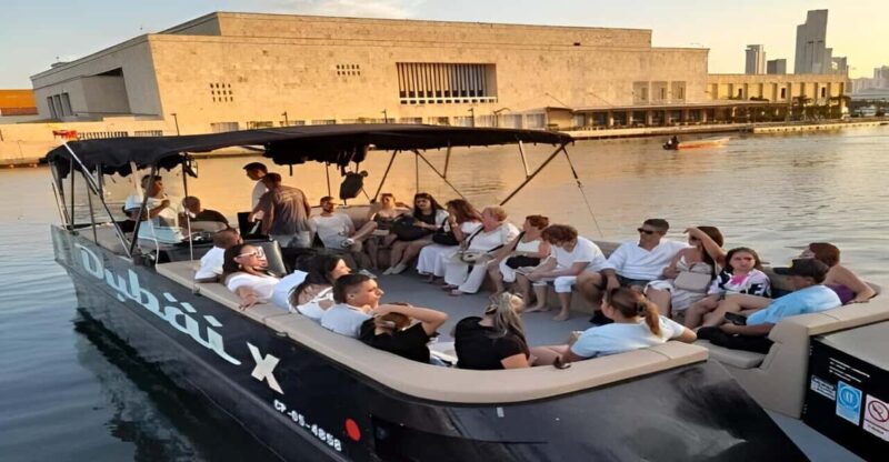 Cartagena: Sunset or Nightplan on Dubai Boat With Open Bar! - Key Points