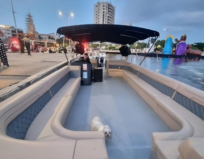 Cartagena: Sunset or Nightplan on Dubai Boat With Open Bar! - Duration and Price
