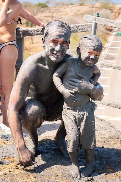 Cartagena: Totumo Volcano Bilingual Guide and Lunch - Key Points