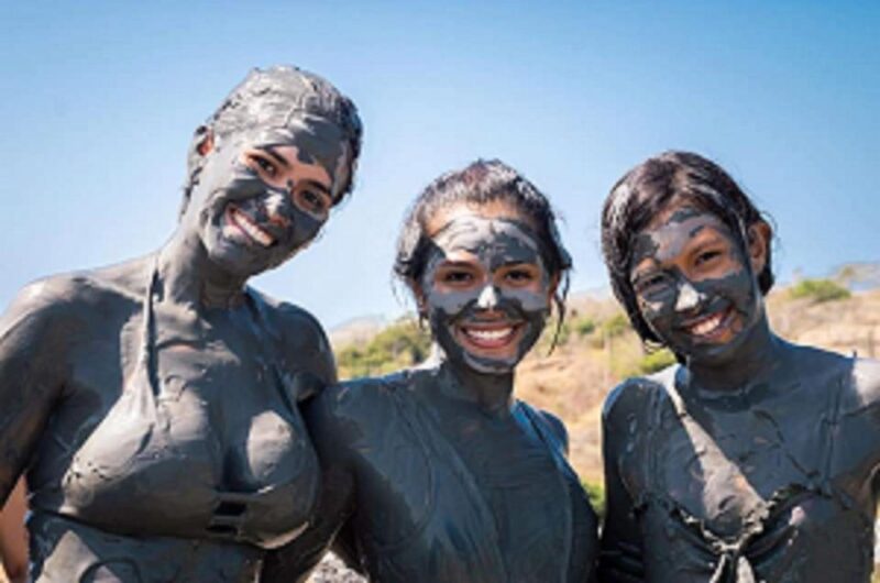 Cartagena: Totumo Volcano Bilingual Guide and Lunch - Totumo Mud Volcano Experience