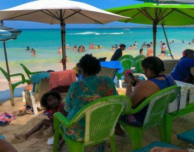 Cartagena: Traditional Daytour to Playa Blanca By Bus! - Customer Feedback