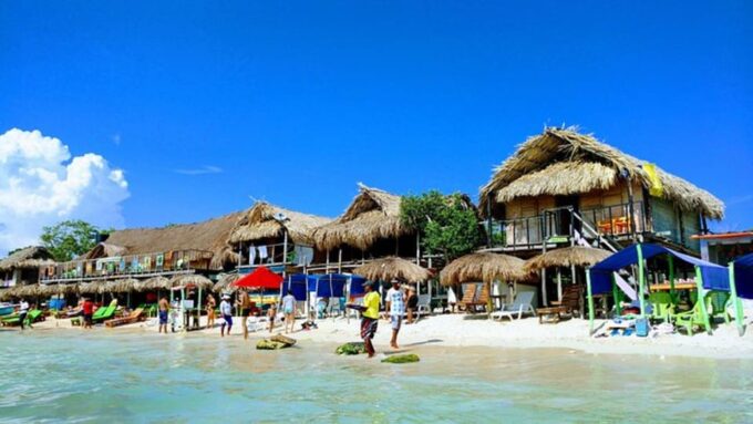 Cartagena: Traditional Tour to Playa Blanca by Bus - Recap