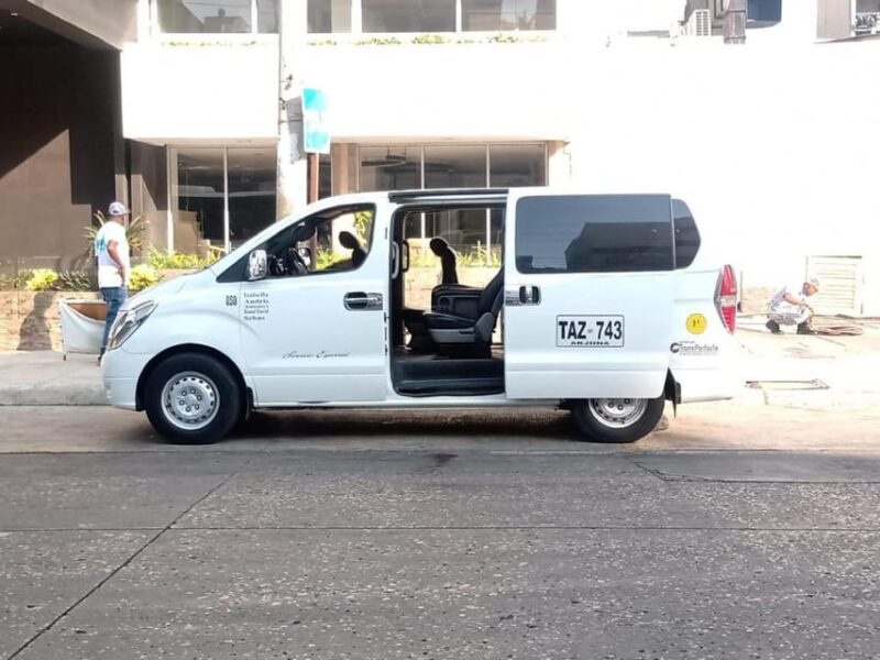 Cartagena: Transfer by Van to All Hotels in Cartagena - Pickup and Transportation