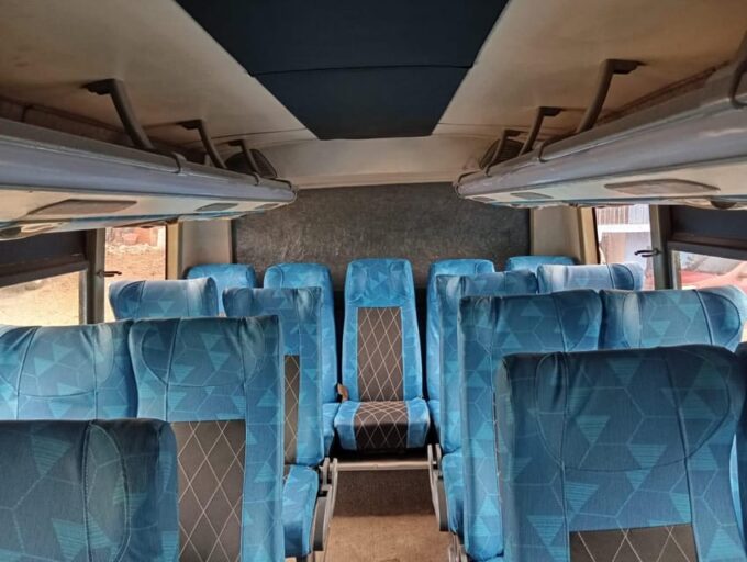Cartagena: Transfer From the Airport to Any Hotels in Bocagrande - Driver Qualifications