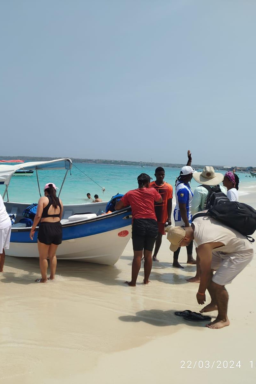 Cartagena: Transportation to Rosario Islands Round Trip - Itinerary and Experience