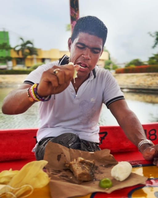 Cartagena: Typical Colombian Boat Tour With Caribbean Lunch - Cultural Interaction