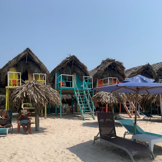 Cartagena: VIP Tour to Playa Tranquila With Snorkel and Lunch - Customer Reviews