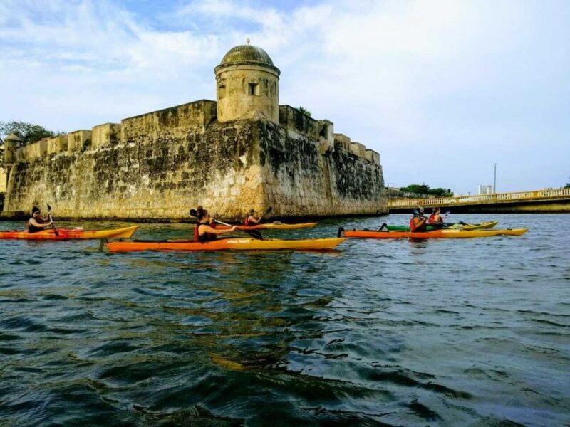 Cartagena: Walled City Kayak Tour - Key Points