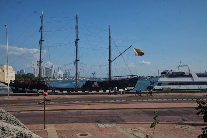 Cartagena: Walled City, San Felipe, La Popa Tour & Tastings - Accessibility and Cancellation Policy