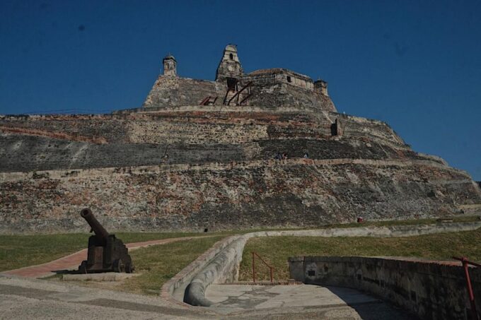 Cartagena: Walled City, San Felipe, La Popa Tour & Tastings - Private Group Tour Offering