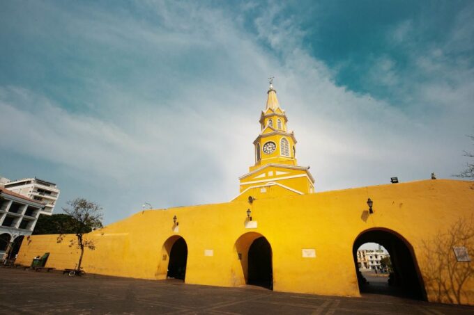 Cartagena: Walled City Walking Tour - Capturing the Sunset