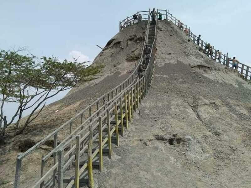 Cartatgena: Volcan Del Totumo + Almuerzo En Hotel VIP - Scenic Drive to Salt Mines (Optional Summer Activity)