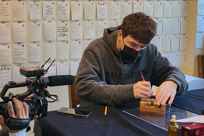Carving a Korean Stone Seal With a Craftswoman in Insadong - Inclusions in the Activity