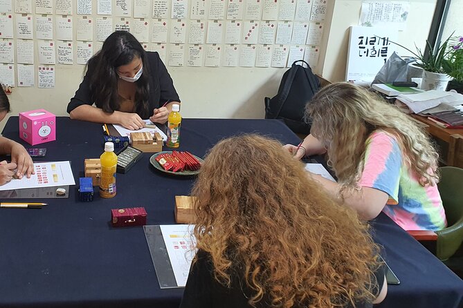 Carving a Korean Stone Seal With a Craftswoman in Insadong - Customer Feedback