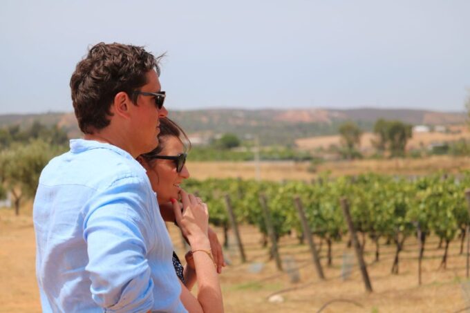 Carvoeiro/Portimão/Alvor: Wine Tour With Tasting, Tapas, Music - Tour Itinerary