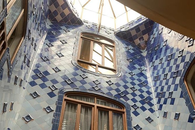 Casa Batlló: Entrance Tickets and Smart Guide - Immersive Exploration