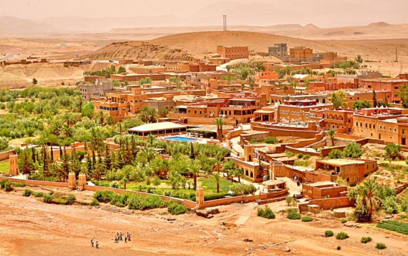 Casablanca: 6 Days Tour Blue City, Fes, Desert & Marrakech - Casablanca to Chefchaouen