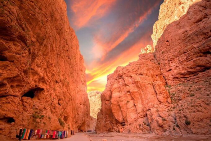 Casablanca: 6 Days Tour Blue City, Fes, Desert & Marrakech - Fes to Merzouga