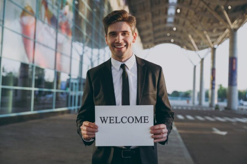 Casablanca Airport Arrival To Fez Private Transfer - Vehicle Information