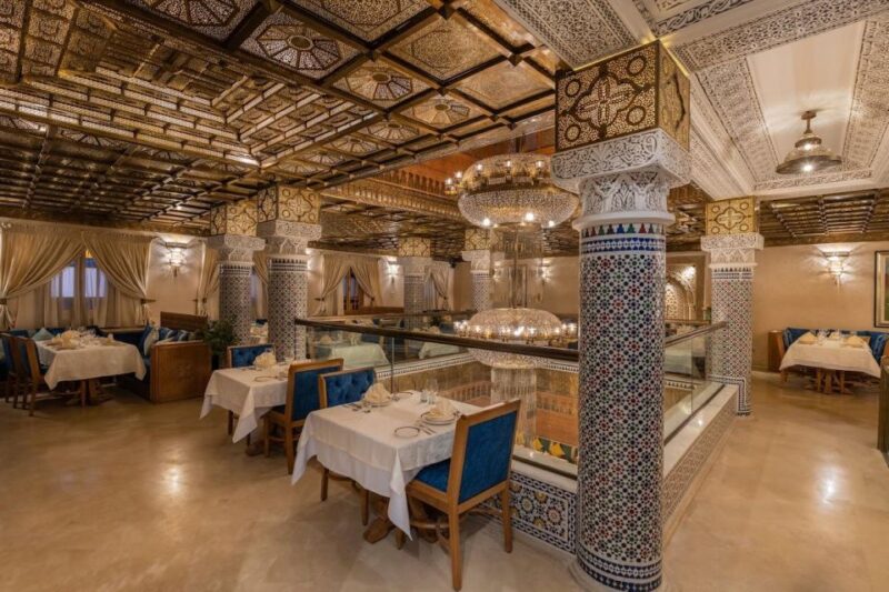 Casablanca City Night Tour and Traditional Moroccan Dinner - Key Points