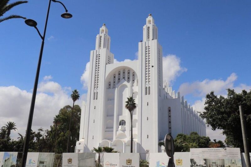 Casablanca City Tour Adventure & Savory Lunch - Cultural Exploration