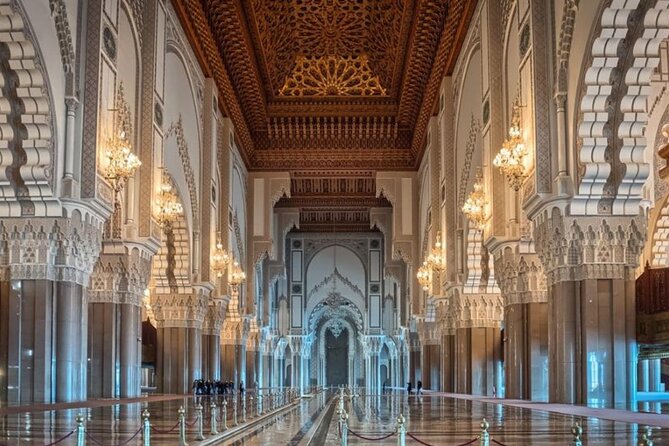 Casablanca Guided Tour With Lux Vehicle and Walking Tour VIP - Tour Accessibility and Participation