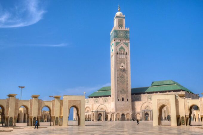 Casablanca: Hassan II Mosque Premium Tour With Entry Ticket - Mosque History and Significance