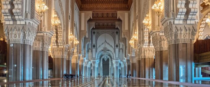 Casablanca: Hassan II Mosque Premium Tour With Entry Ticket - Transportation and Logistics