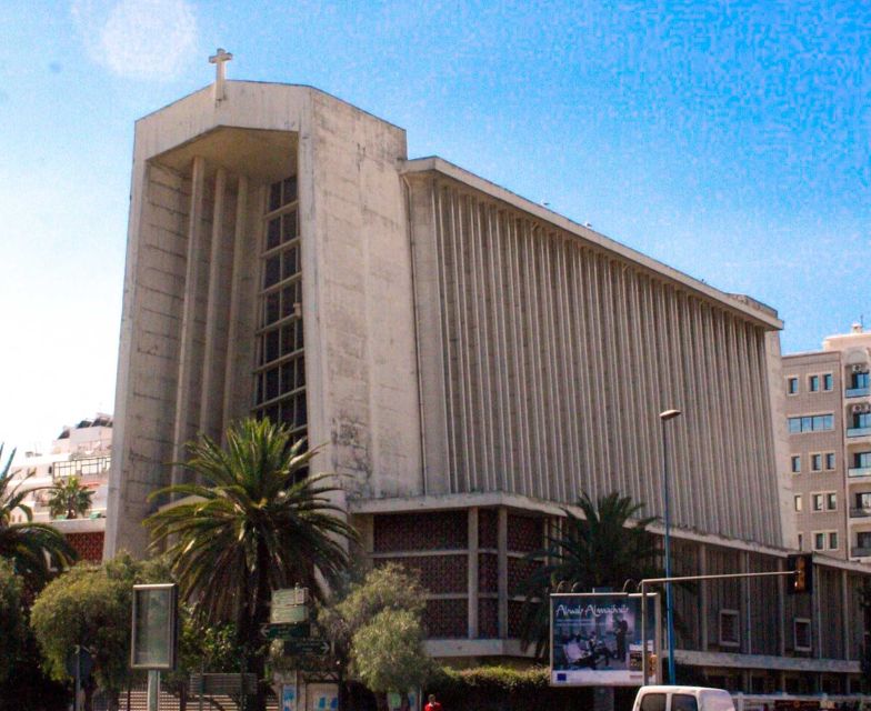 Casablanca: Layover Sightseeing Tour With Airport Transfer - Languages Offered