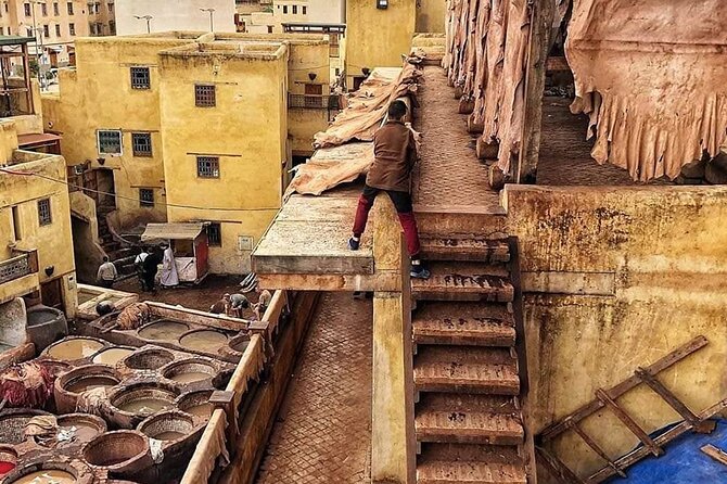 Casablanca to Fez Guided Day Trip Experience With Lunch - Key Points