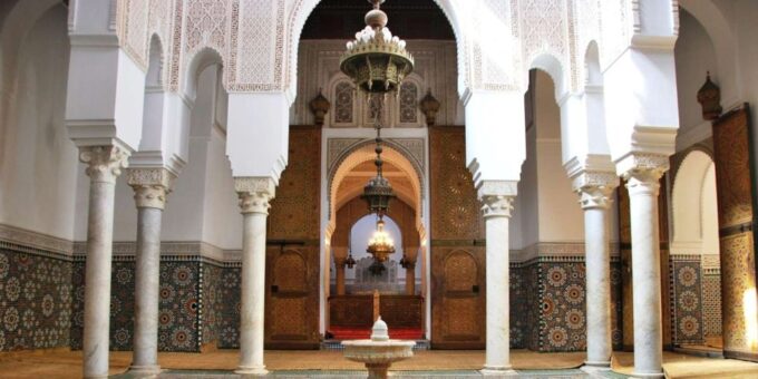 Casablanca to Fez Transfer via Rabat, Sale, and Meknes - Customizable Options