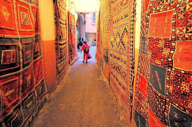 Casablanca to Tangier Day Trip by High-Speed Train - Duration and Group Size