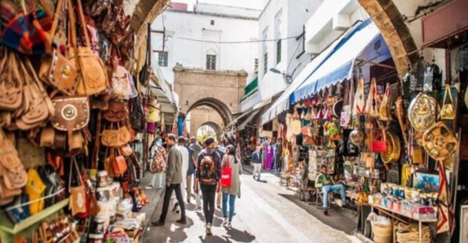 Casablancas Art Scene: A Private Guided Tour - Transportation and Amenities