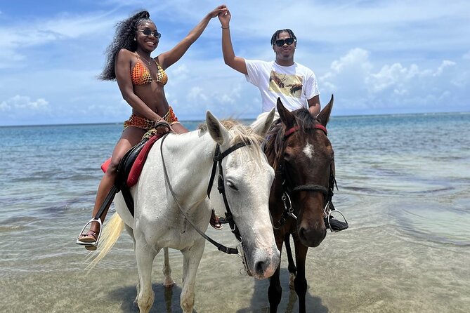 Cascade Blue Hole Tropical Waterfall & Horseback Riding - Accessibility and Health Considerations