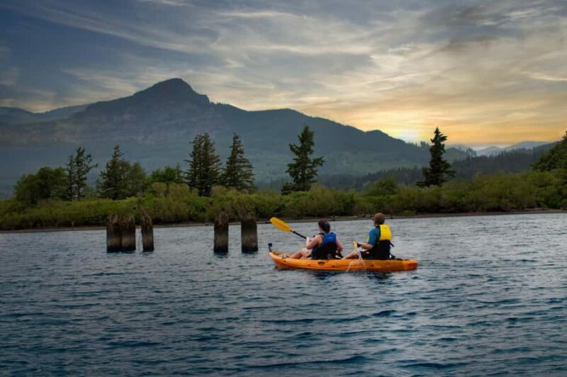 Cascade Locks: Columbia River Gorge Kayak Tour - Authentic Experiences and Authentic Guides