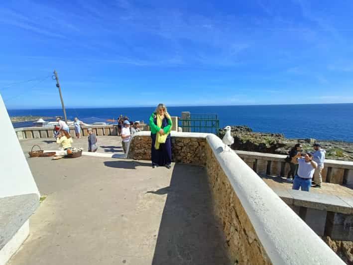 Cascais and Sintra Tour, Lunch in a Local Restaurant - Itinerary Highlights