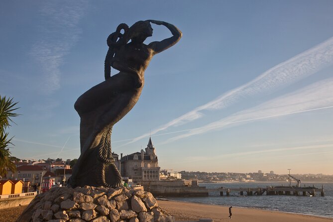 Cascais: Glamour, Luxury and Decay by The Lisbon Coastline - Architectural Gems and Their Histories