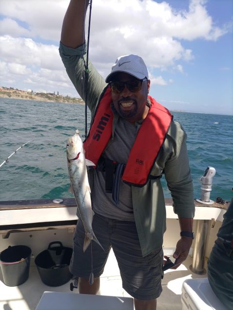Cascais: Half-day Fishing Tour - Included Services
