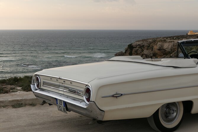 Cascais Private Romantic Sunset on a Classic American Convertible - Accessibility and Policies