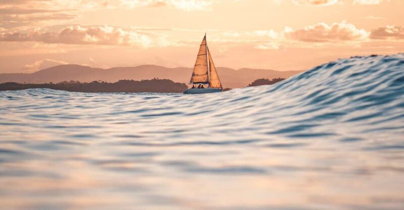 Cascais: Private Sunset Experience by Sailboat - Tranquil Boat Tour