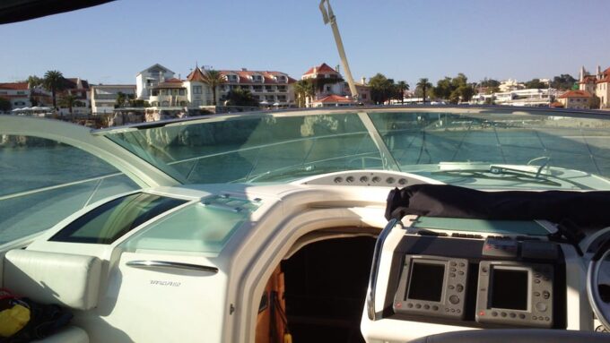 Cascais: Private Yacht Cruise in the Bay & Sightseeing - Sightseeing Attractions