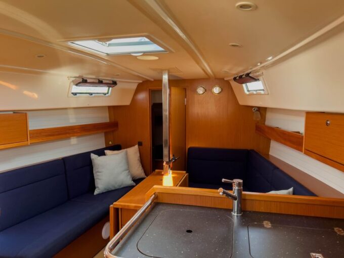 Cascais: Romantic Experience for Two by Sailboat - Frequently Asked Questions