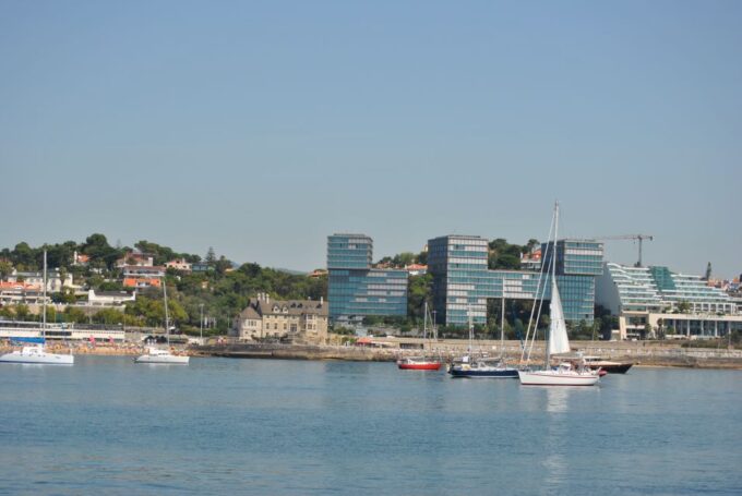 Cascais: Sailing Tour With Drink - Relax at Beaches